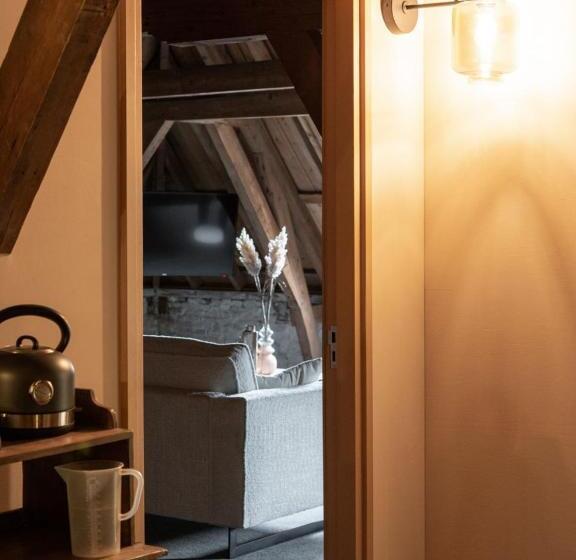 スーペリアースイート, B&b Slapen Bij Dkw