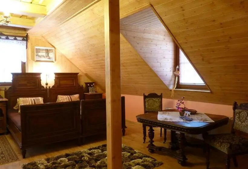 デラックスの４人部屋, Penzion Obora