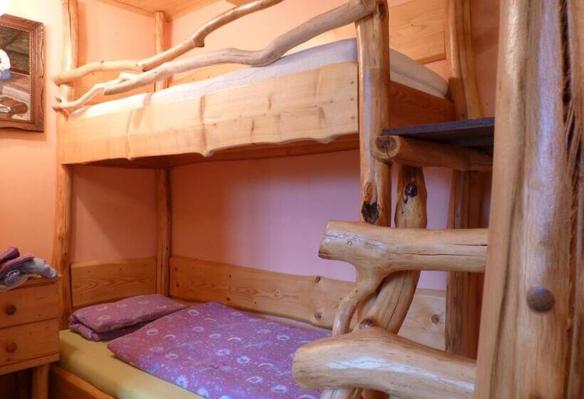 דירת חדר סופריור, Penzion Obora