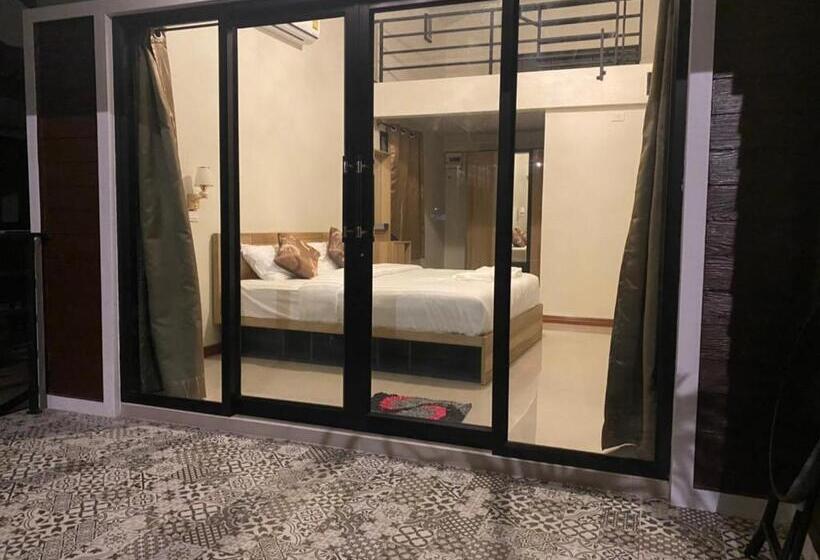 舒适三人间, Piumsuk Villa