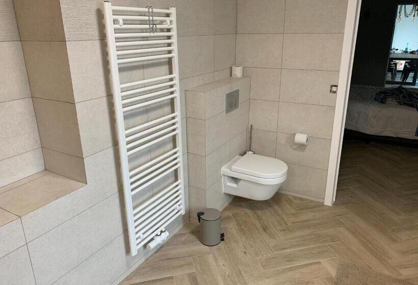 اتاق استاندارد با چشمانداز استخر, Durbuy House Le Noyer