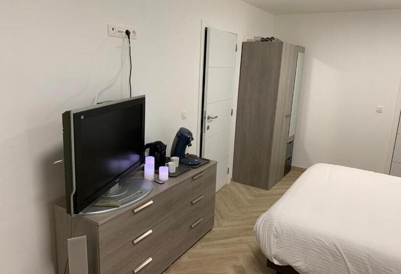 اتاق خانوادگی, Durbuy House Le Noyer