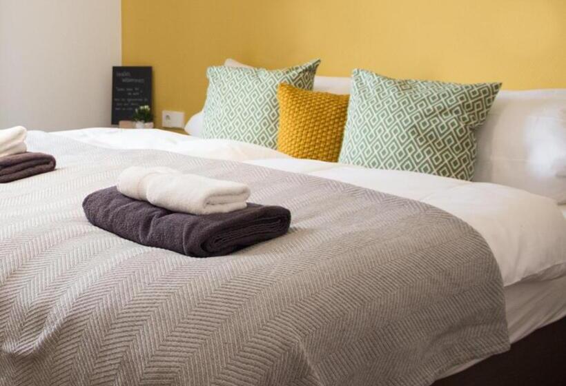 غرفة قياسية, Alte Schmiede