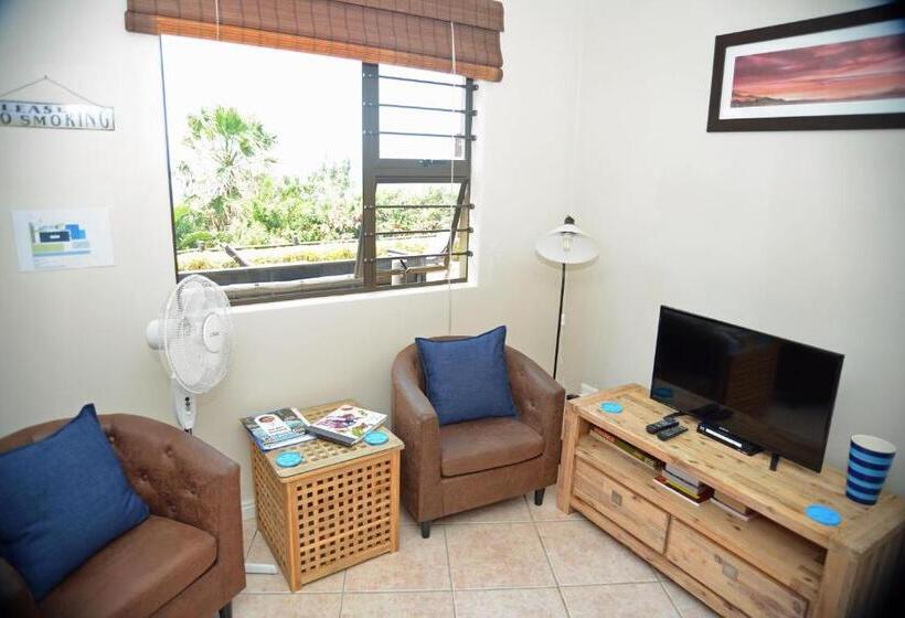 Апартаменты 1 Спальня Вид на Бассейн, Billfish Apartments