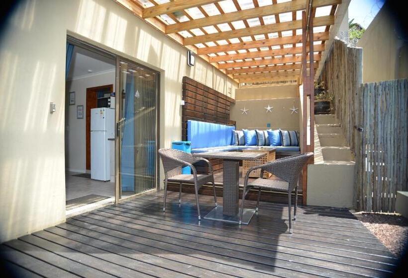 Апартаменты 1 Спальня Вид на Бассейн, Billfish Apartments