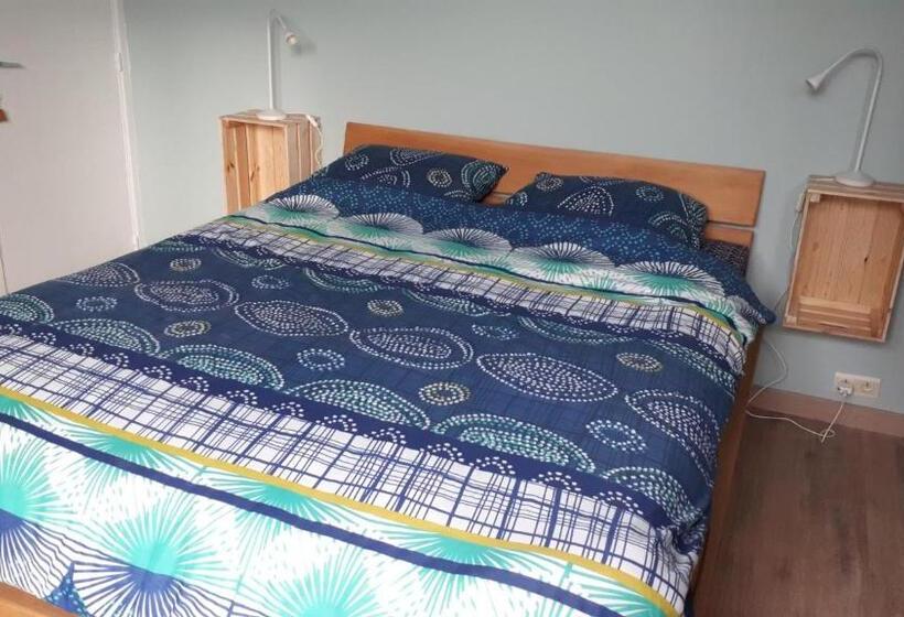 اتاق استاندارد, Le Coeur Sur La Main