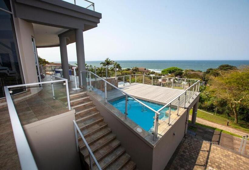 חדר משפחתי, Danara Place