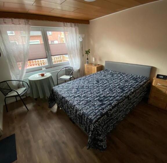 身障者適用スタンダードルーム, Holsteinisches Häuschen