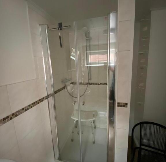 身障者適用スタンダードルーム, Holsteinisches Häuschen