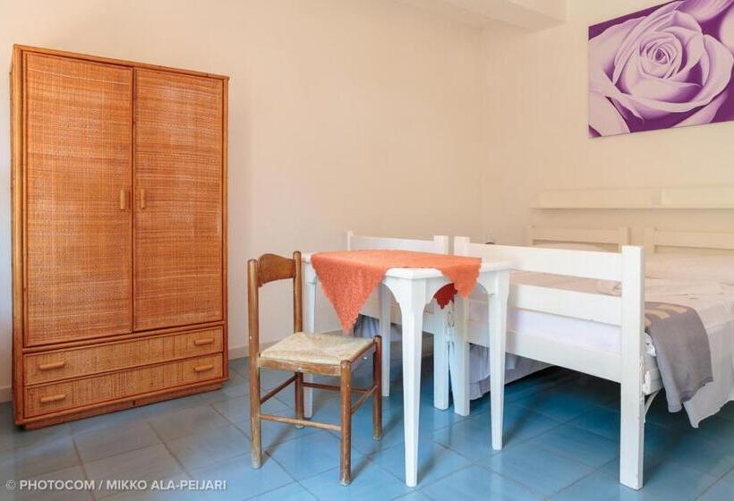 חדר סטנדרט מותאם לאדם עם מוגבלויות, Centro Ferie Salvatore