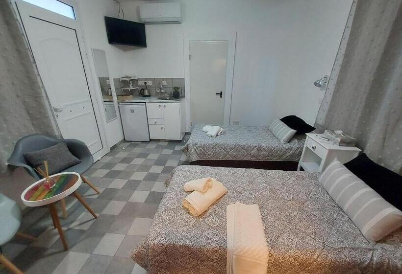 استودیوی لوکس, Magdalene S City House Inn