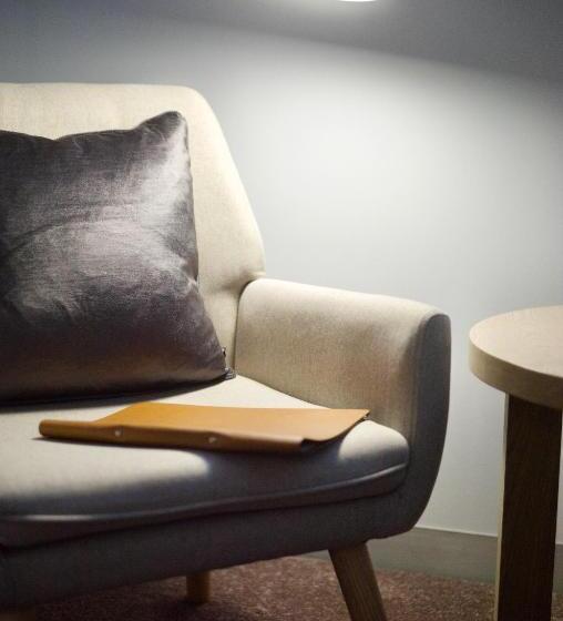 جناح عائلي, Bay Of Fires Apartments