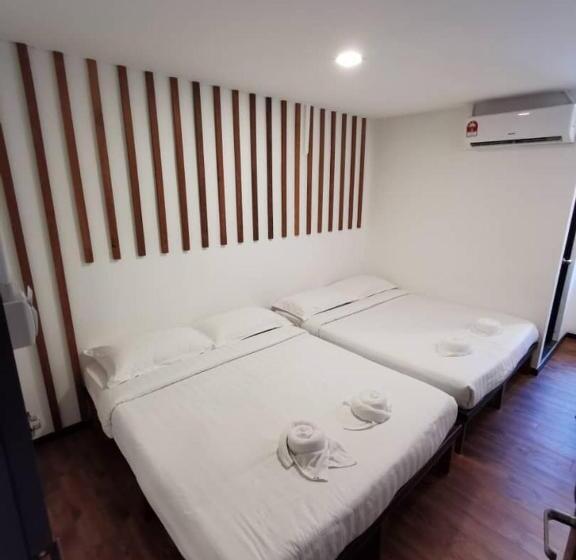 Deluxe Family Room, Kuching