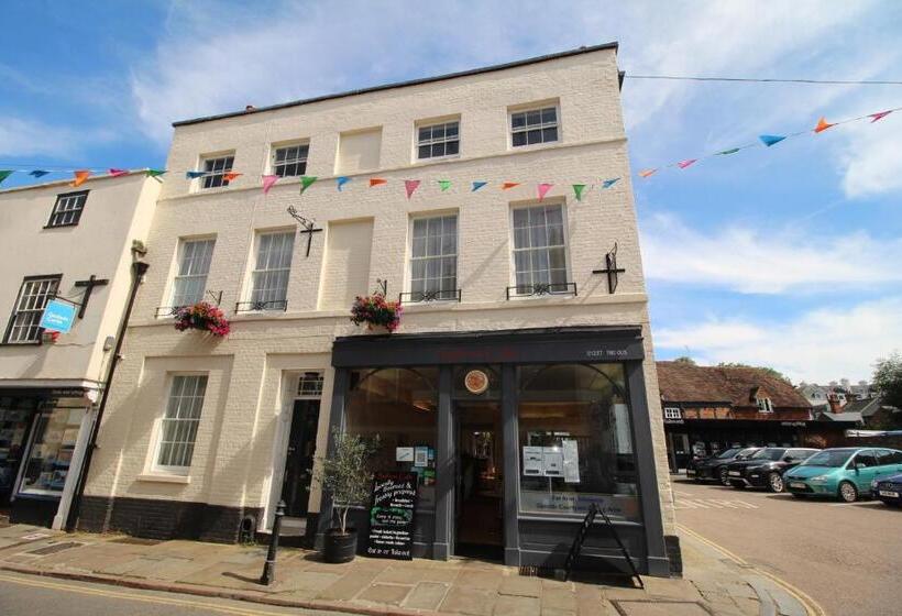 패밀리 스위트, Number 8