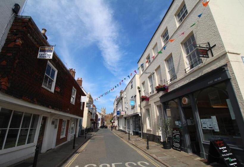 스탠다드 룸 킹사이즈 침대, Number 8