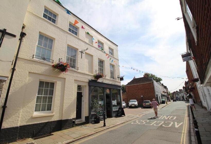 스위트 킹사이즈 침대, Number 8