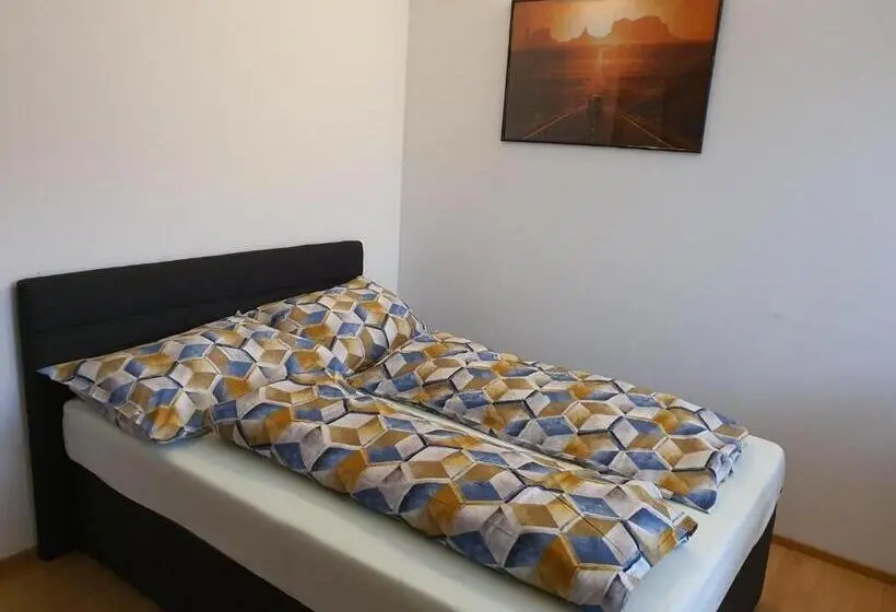 スタンダードルーム, Apartments Cheztom Nenzing