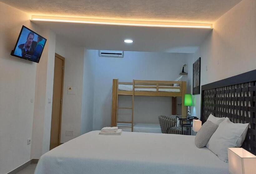 ファミリールーム, Largo Da Fonte