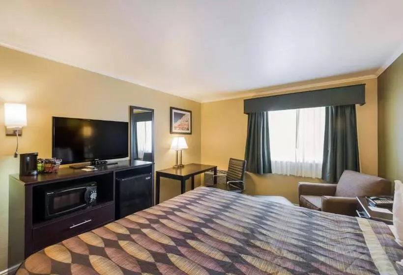 Standard-huone King-vuode, Best Western Richfield Inn