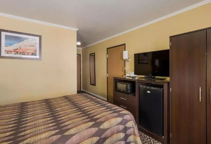 Standard-invahuone, Best Western Richfield Inn