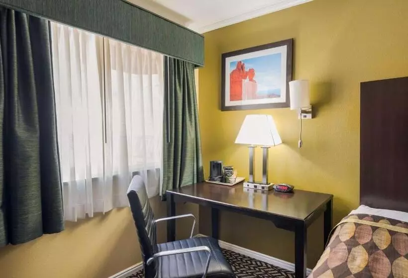 Standard-invahuone, Best Western Richfield Inn