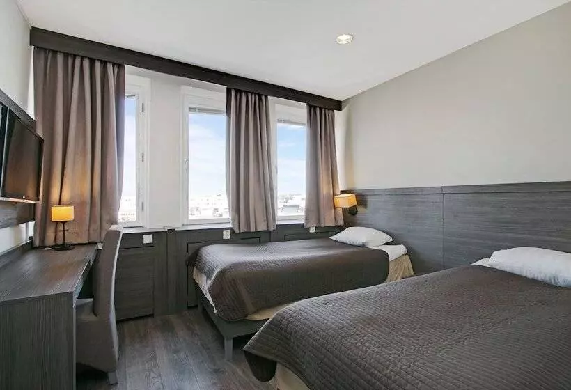 Standard-huone, Brunnby