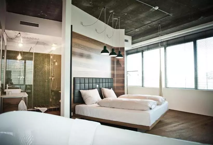 سوییت, Daniel Vienna   Smart Luxury Near City Centre
