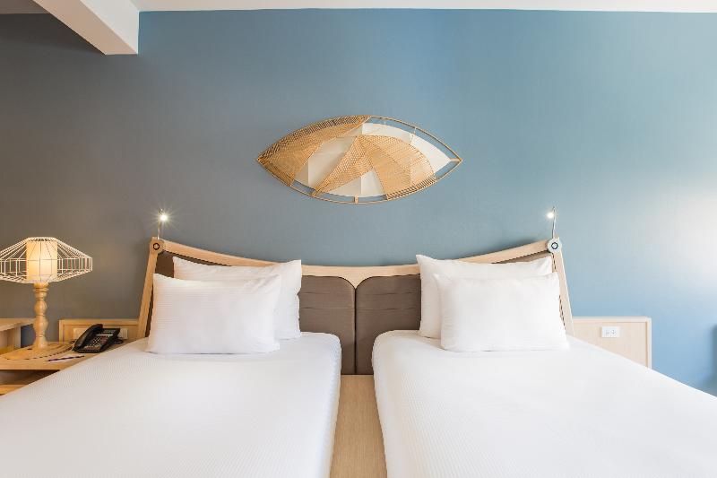 Standard-invahuone King-vuode, Days Inn & Suites By Wyndham Bonita Springs North Naples