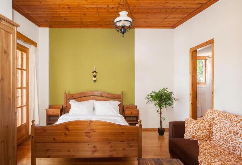 اتاق کلاسیک سه تخته, Erofili Hotel And Suites