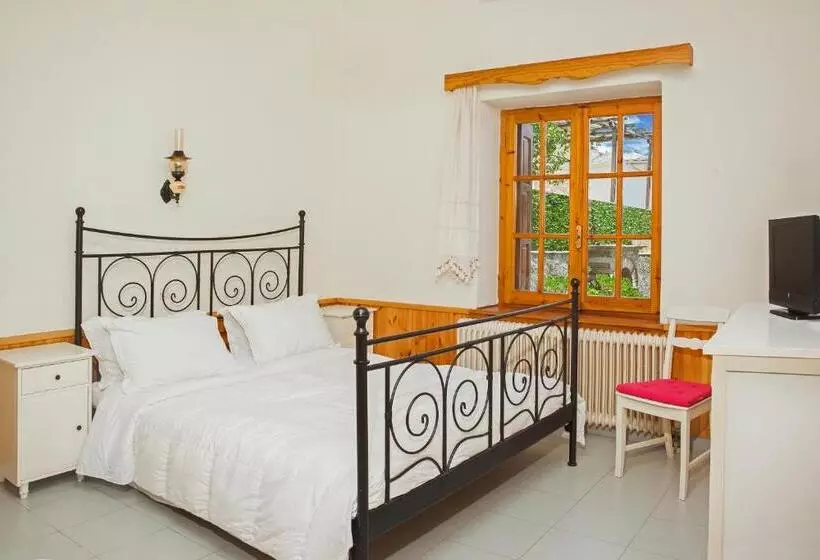 クラシックルーム, Erofili Hotel And Suites