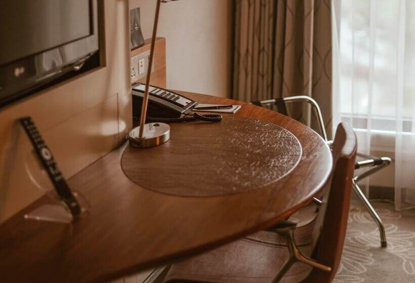 标准间, Hilton London Heathrow Airport Terminal 5