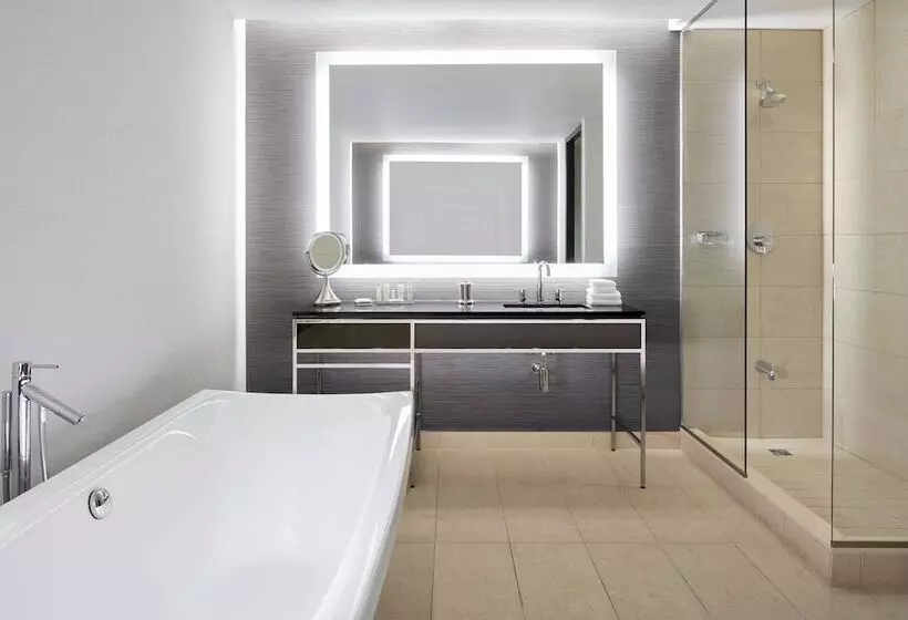 デラックススイート, Marriott Montreal Airport In Terminal