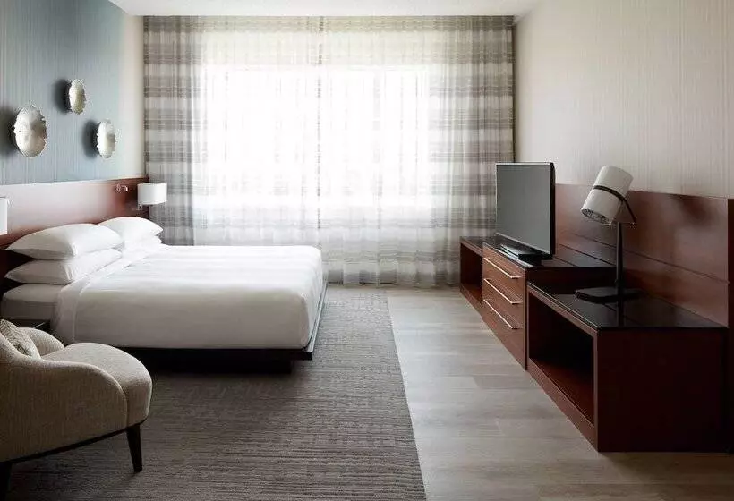 デラックススイート, Marriott Montreal Airport In Terminal