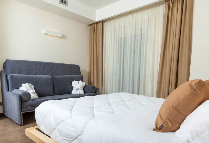 اتاق لوکس, Modica Palace