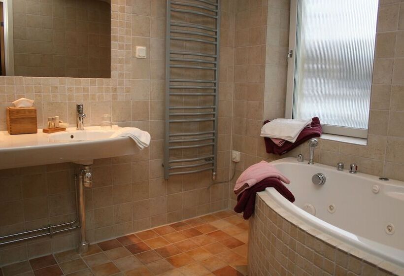 Полулюкс, Nynäsgården Hotell & Konferens