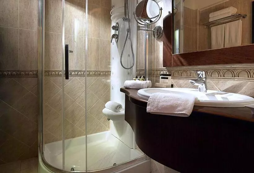 اتاق لوکس, Stevalia Hotel & Spa