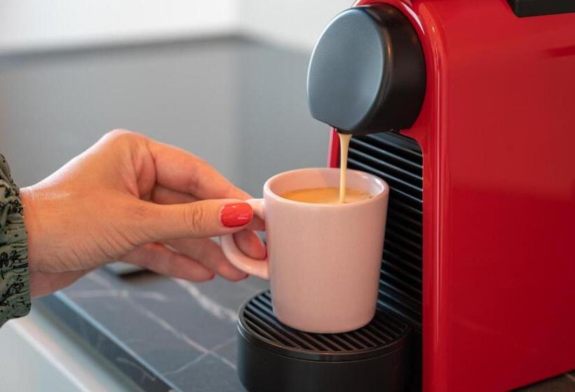 آپارتمان 1 خوابه با بالکن, Calvin