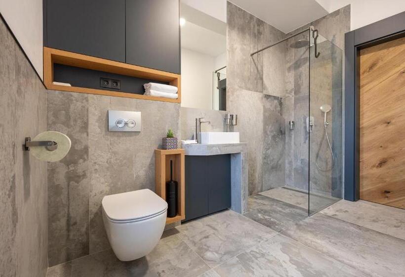 آپارتمان 1 خوابه, Calvin