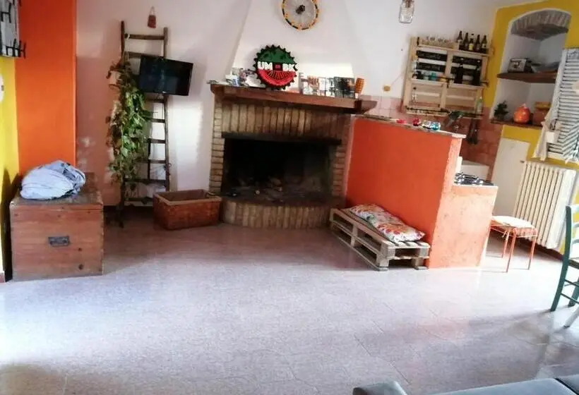 バス共有のスタンダードルーム, Umbria In Bike B&b