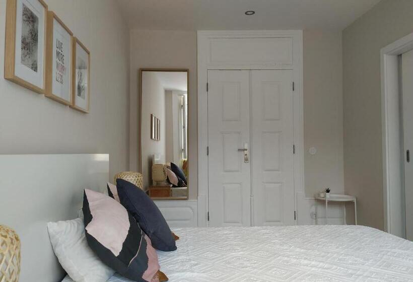 חדר סטנדרט לשלושה, Entresocalcos