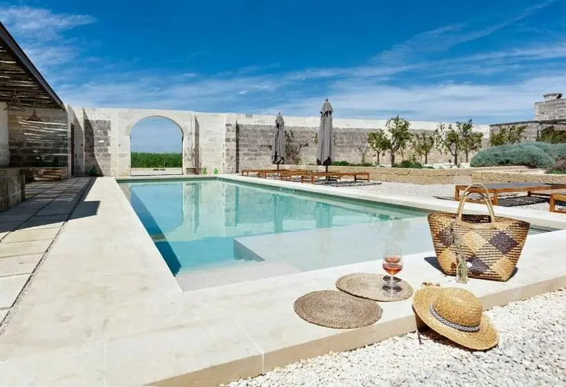 スリーベッドルーム　ヴィラ, Masseria Pezza