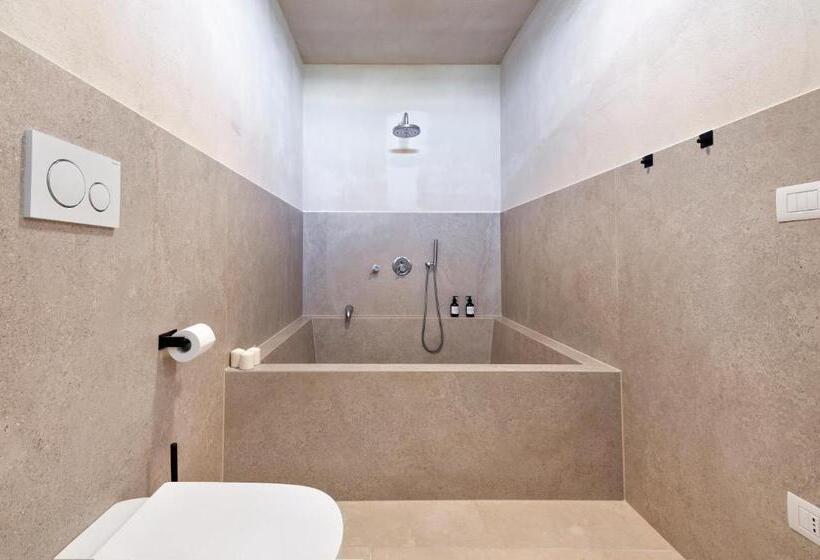 סוויטה דלוקס, Masseria Pezza