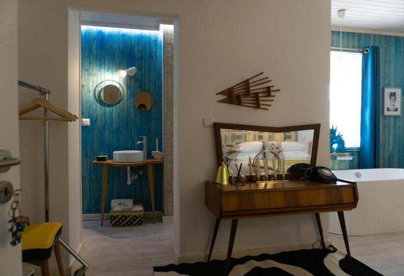 סוויטה, Casa Da Almoinha