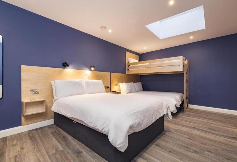 Четырехместный Номер Deluxe, Port 56