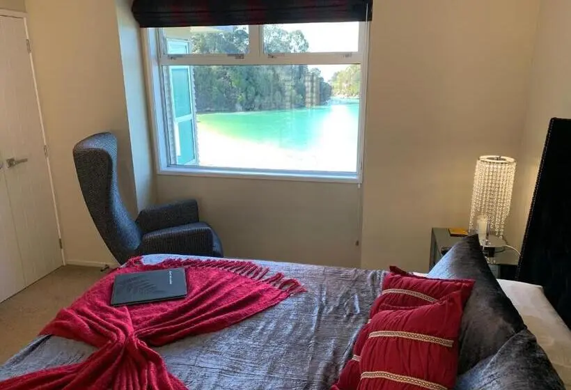 海の見えるスタンダードスタジオ, Kaiteriteri Retreat