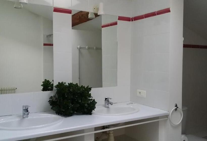 Standard room with outdoor bath, Le Logis Du Pradet