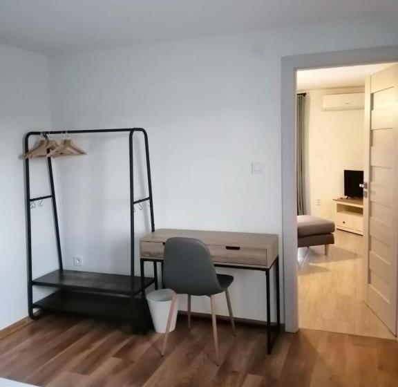 Апартаменты 1 Спальня с Террасой, Zlatno 66