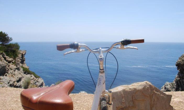 带1个卧室带泳池的公寓, La Badine 5p Plage Piscine Clim Jacuzzi Parc Luxuriant