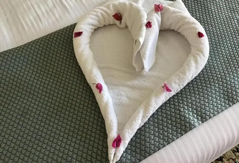 バス共有のスタンダードルーム, Studio Gardenroom Guesthouse De Steenberg Met Tuinzicht