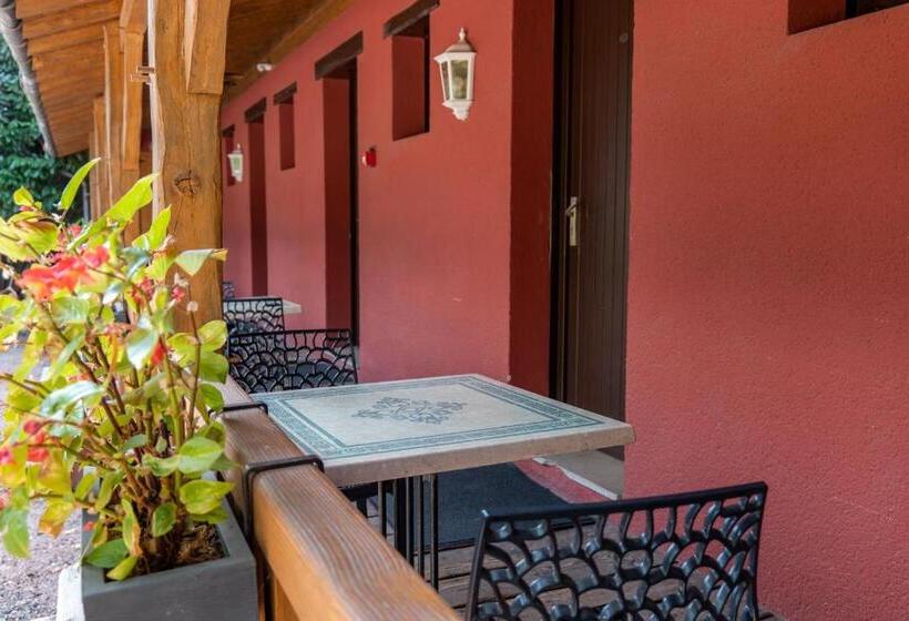 スタンダードルーム, Village Motel